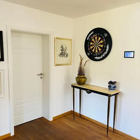 Chalet Gesamtes King Size Kueche Tv Regendusche Loggia