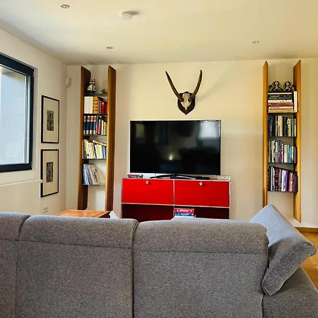 Gesamtes King Size Kueche Tv Regendusche Loggia Chalet *