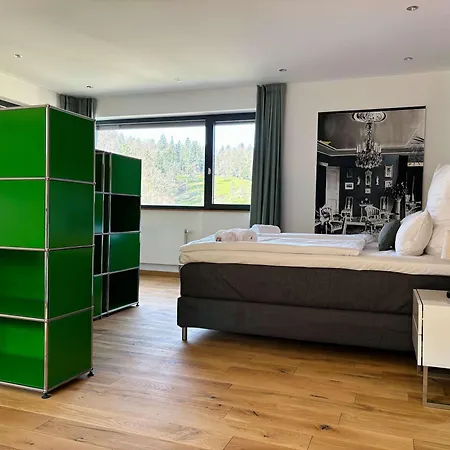 Gesamtes King Size Kueche Tv Regendusche Loggia