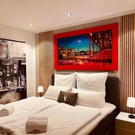 Gesamtes King Size Kueche Tv Regendusche Loggia