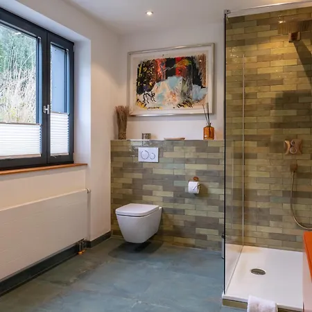 Gesamtes King Size Kueche Tv Regendusche Loggia Chalet