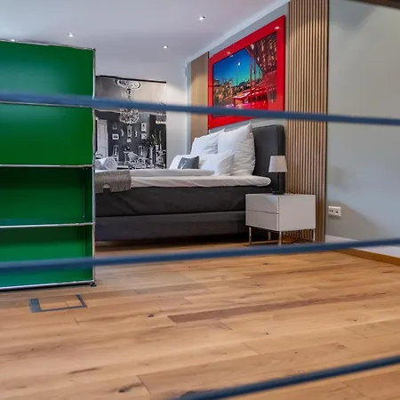 Gesamtes King Size Kueche Tv Regendusche Loggia