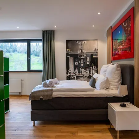 Chalet Gesamtes King Size Kueche Tv Regendusche Loggia