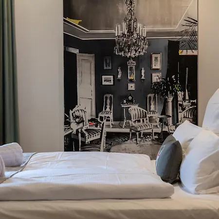 Chalet Gesamtes King Size Kueche Tv Regendusche Loggia Baden-Baden