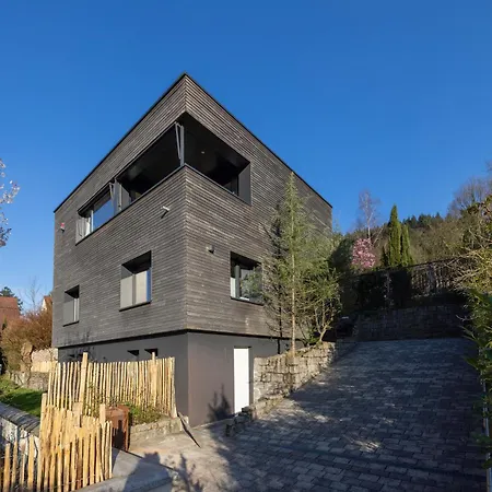 Chalet Gesamtes King Size Kueche Tv Regendusche Loggia